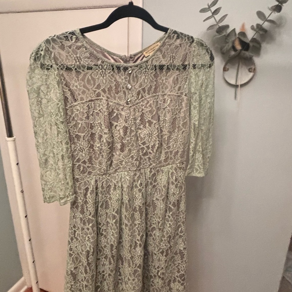 Moon Collection Sage Lace Long Sleeve Dress